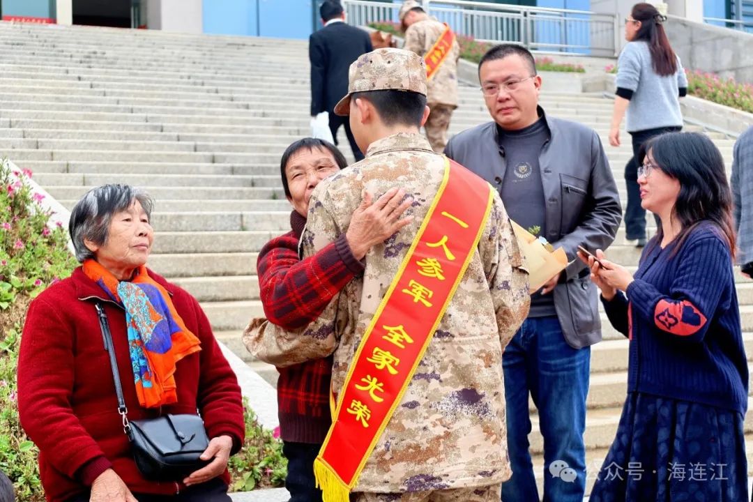 今天，连江这场送别，一众帅小伙集结→