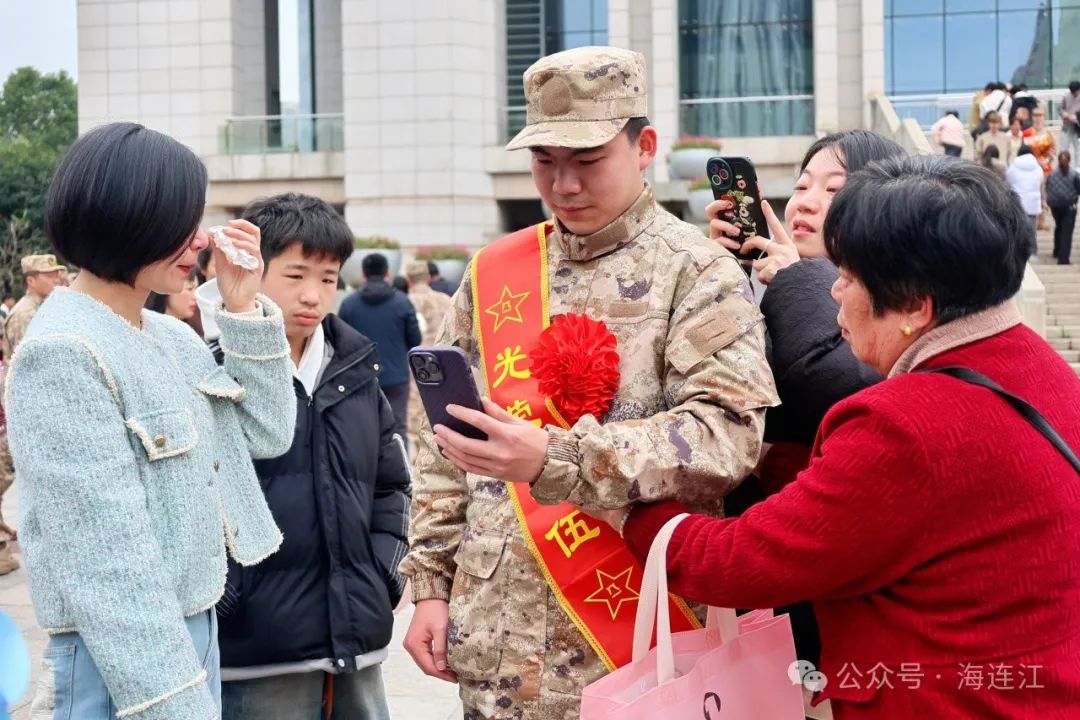 今天，连江这场送别，一众帅小伙集结→